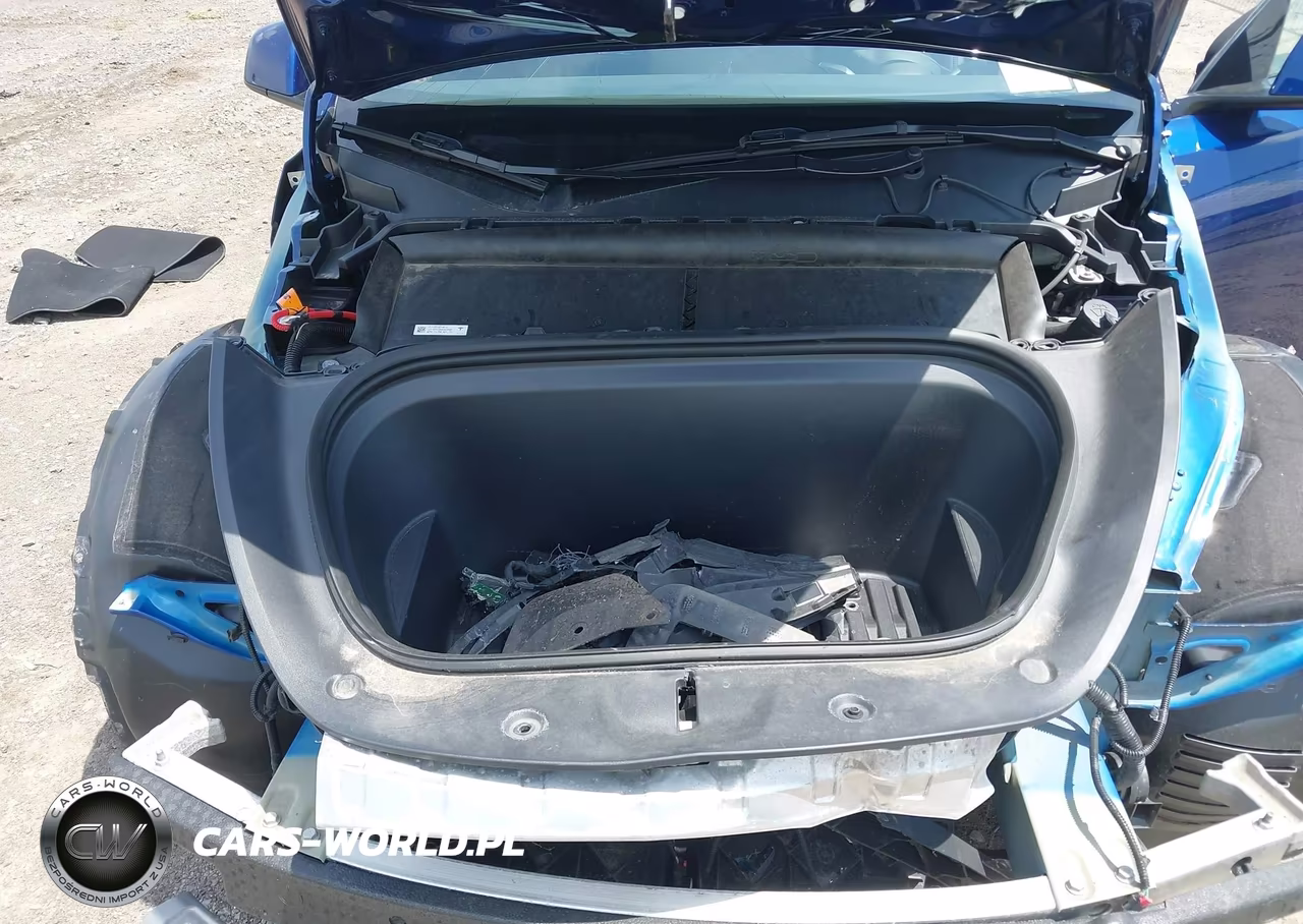 2023 Tesla Model Y Awd-Long Range Dual Motor All-Wheel Drive VIN:7SAYGDEE5PF692281 - 10