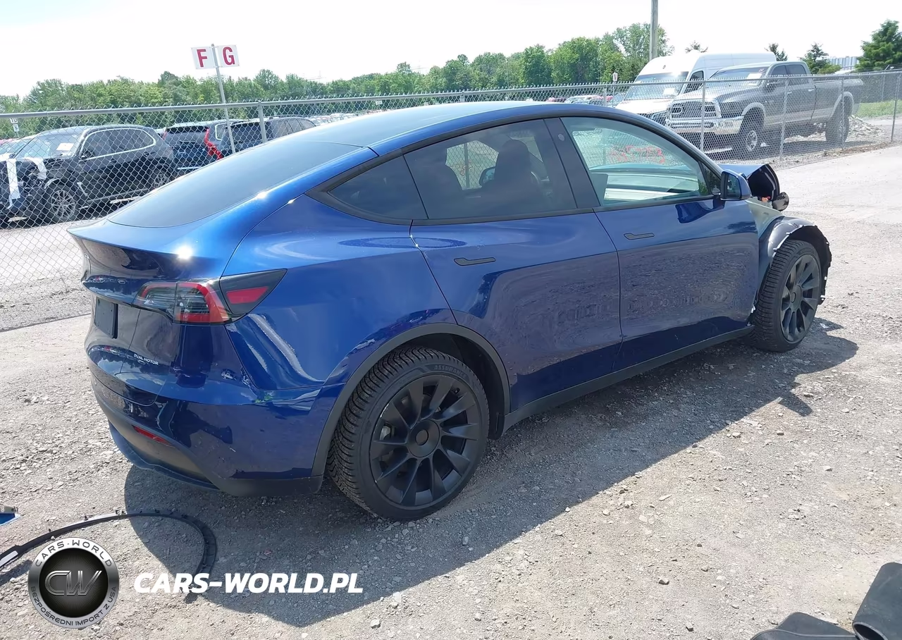 2023 Tesla Model Y Awd-Long Range Dual Motor All-Wheel Drive VIN:7SAYGDEE5PF692281 - 4