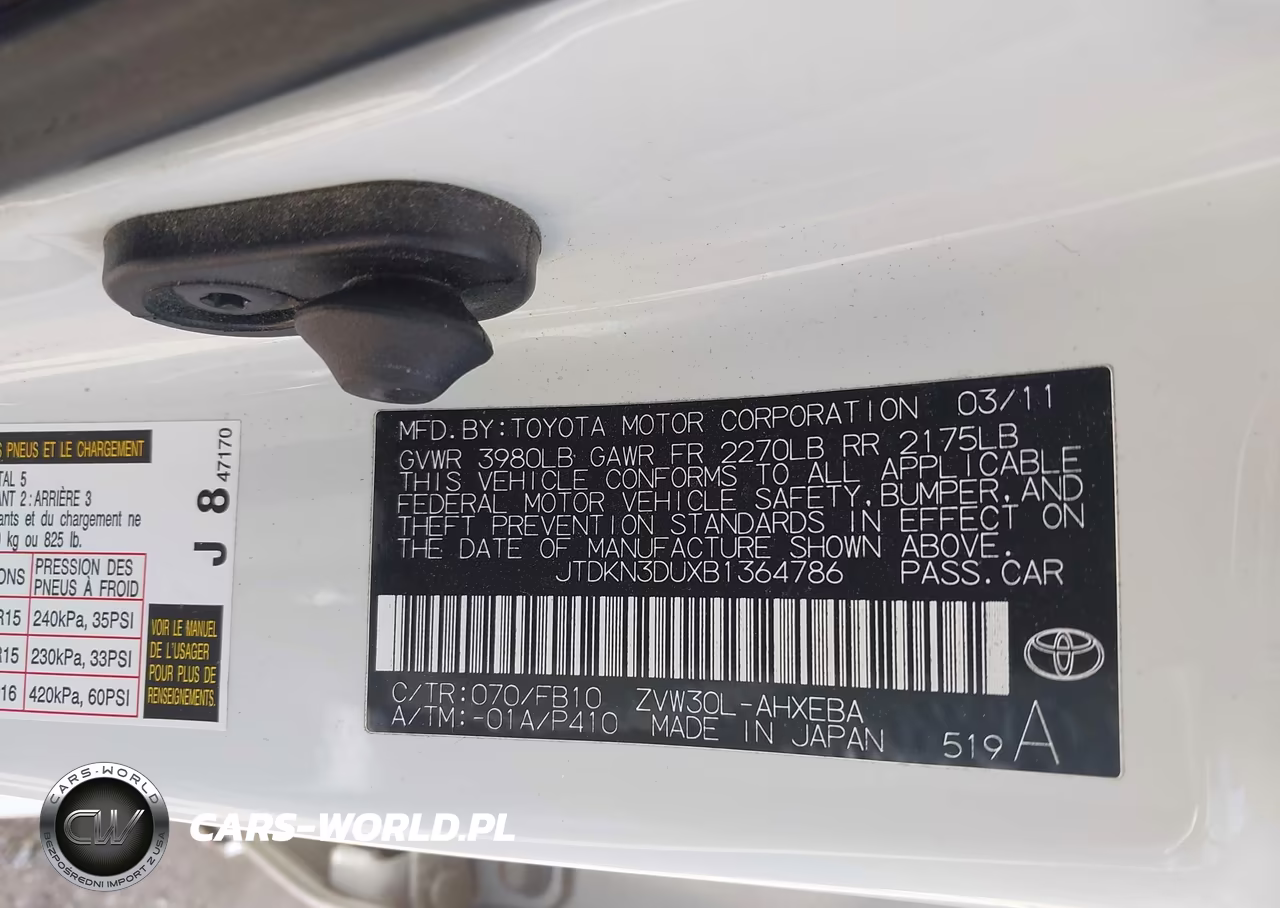 2011 Toyota Prius Two VIN:JTDKN3DUXB1364786 - 9