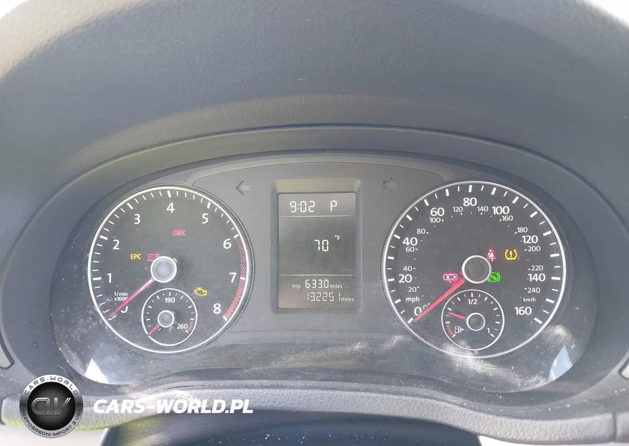 2015 Volkswagen Passat 1.8T Wolfsburg Edition VIN:1VWAT7A32FC068849 - 7