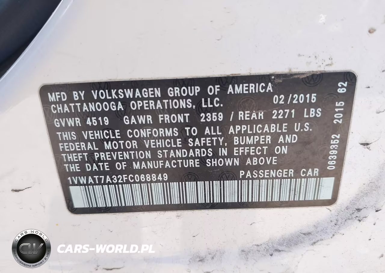 2015 Volkswagen Passat 1.8T Wolfsburg Edition VIN:1VWAT7A32FC068849 - 9