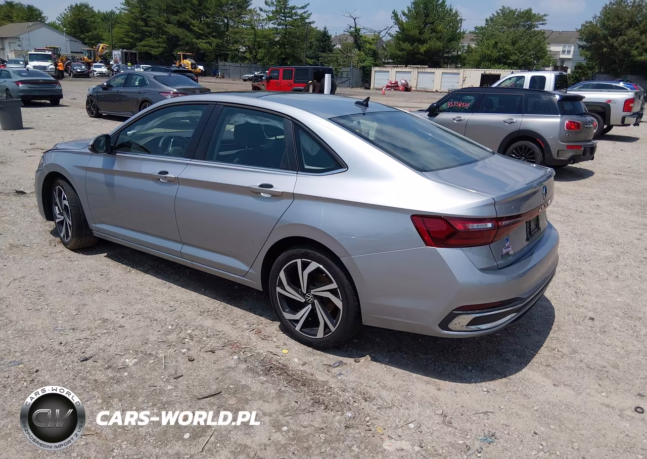 2025 Volkswagen Jetta 1.5T Sel VIN:3VWGX7BU7SM051608 - 3