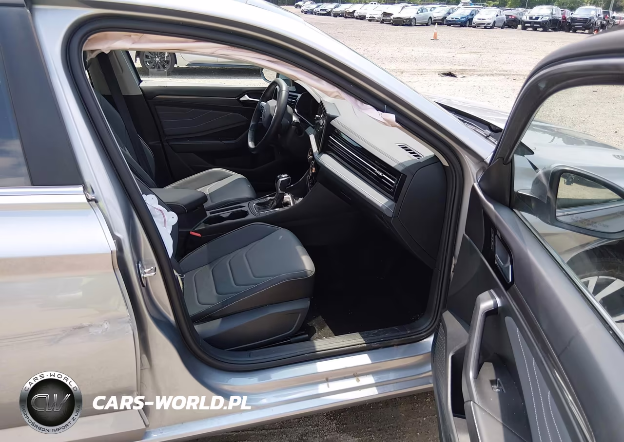 2025 Volkswagen Jetta 1.5T Sel VIN:3VWGX7BU7SM051608 - 5