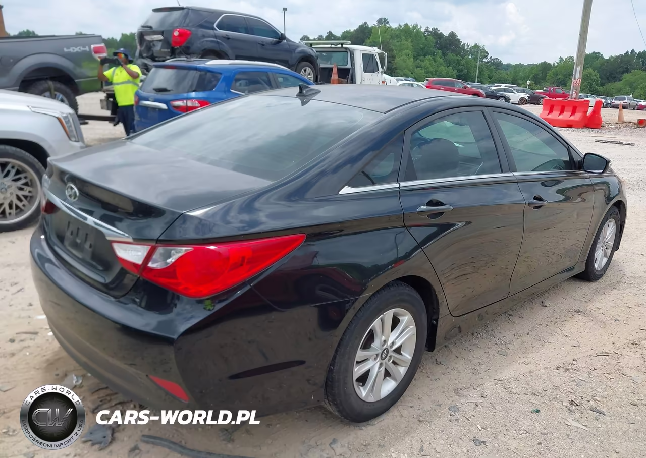 2014 Hyundai Sonata Gls VIN:5NPEB4AC7EH895397 - 4