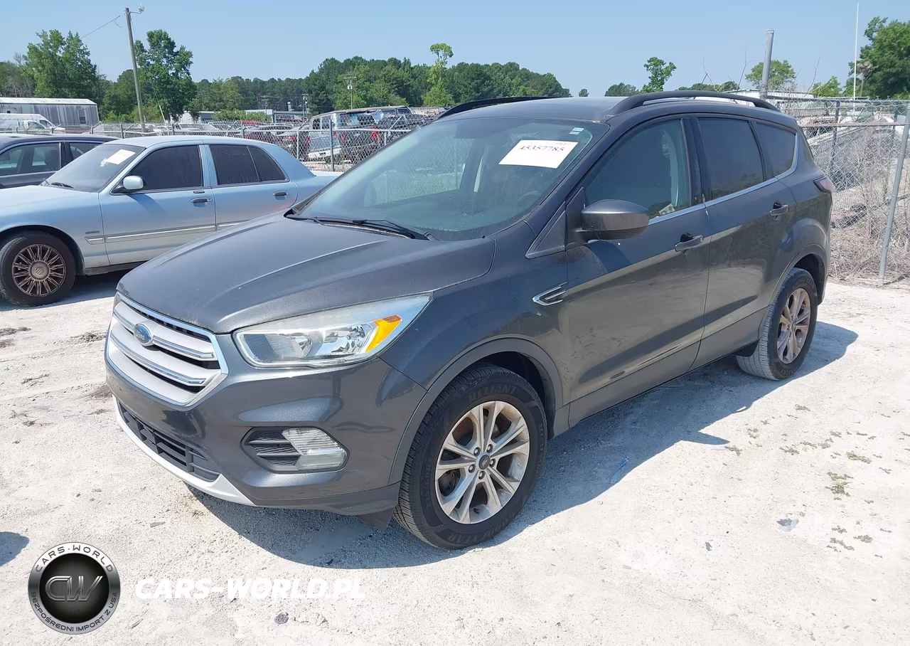 2018 Ford Escape Se VIN:1FMCU9GD8JUC90170 - 2