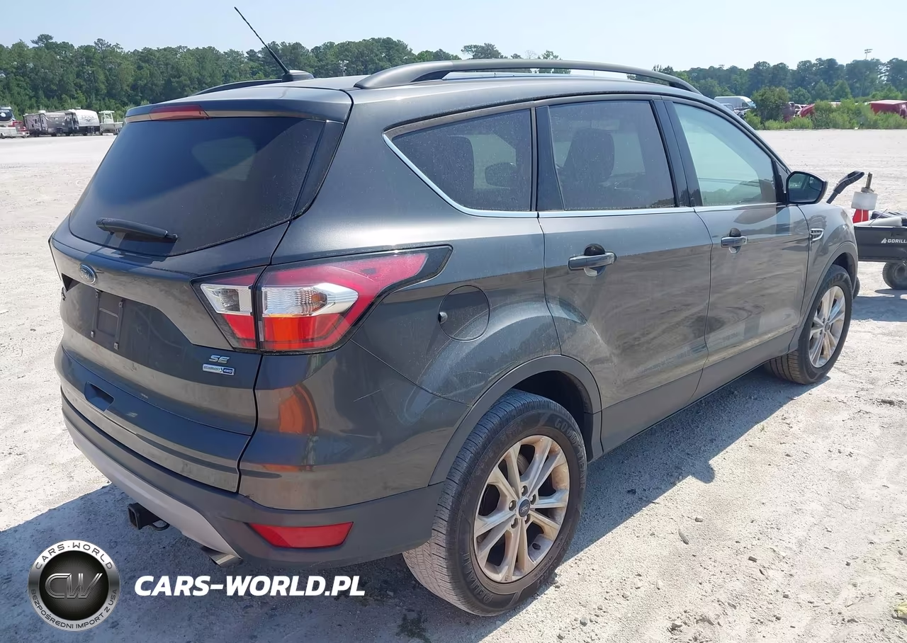 2018 Ford Escape Se VIN:1FMCU9GD8JUC90170 - 4