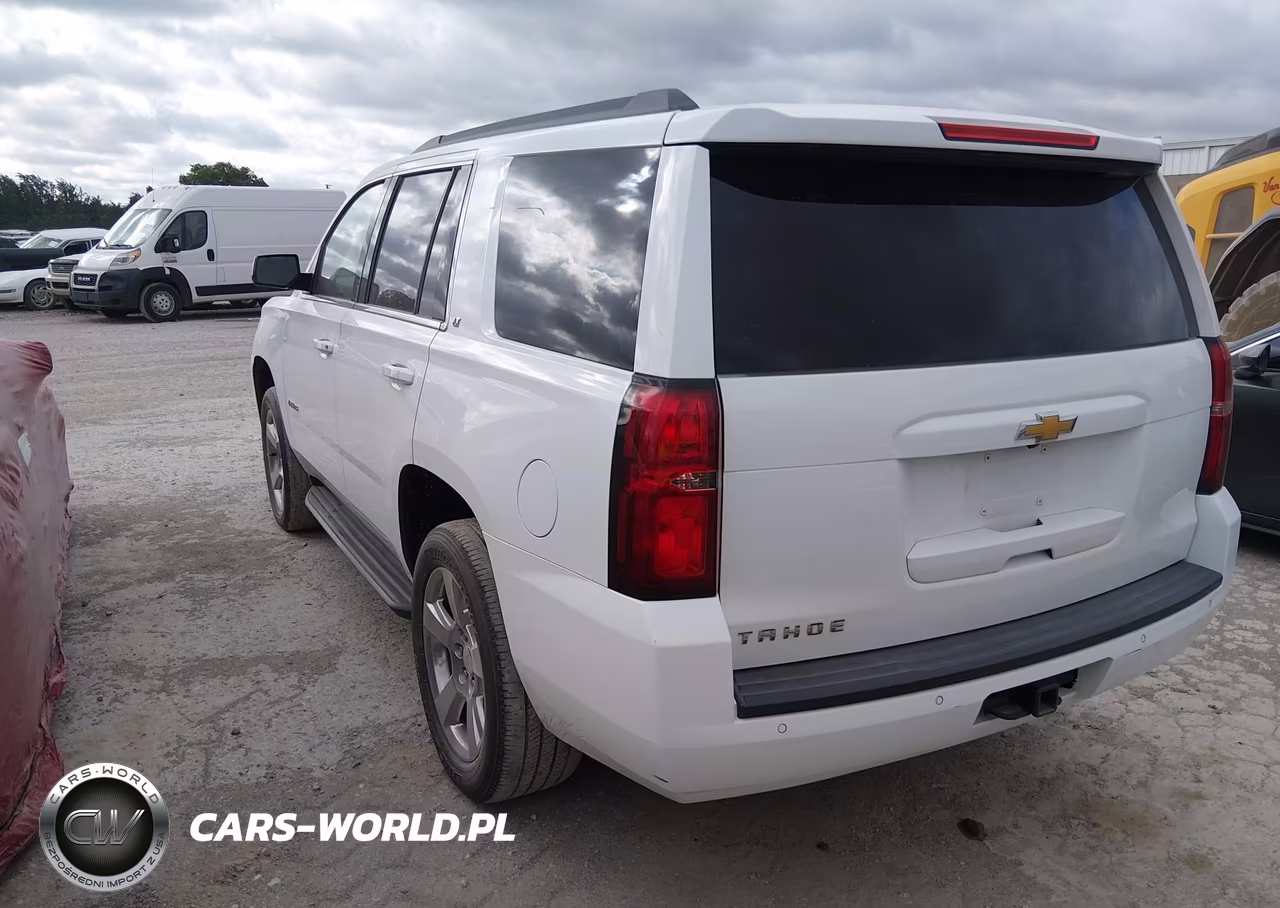 2018 Chevrolet Tahoe C1500 Lt VIN:1GNSCBKC6JR129643 - 3