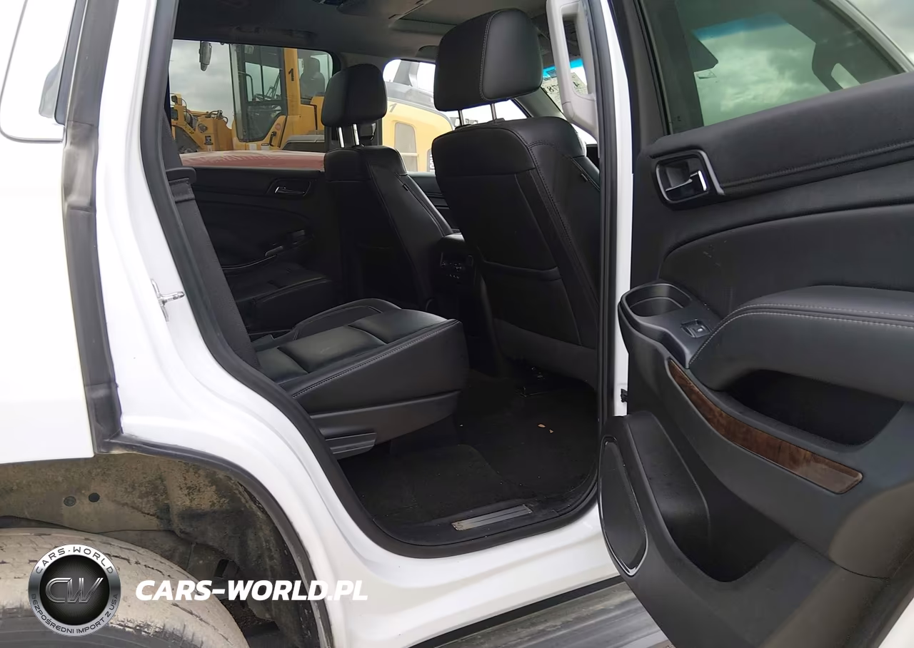 2018 Chevrolet Tahoe C1500 Lt VIN:1GNSCBKC6JR129643 - 8