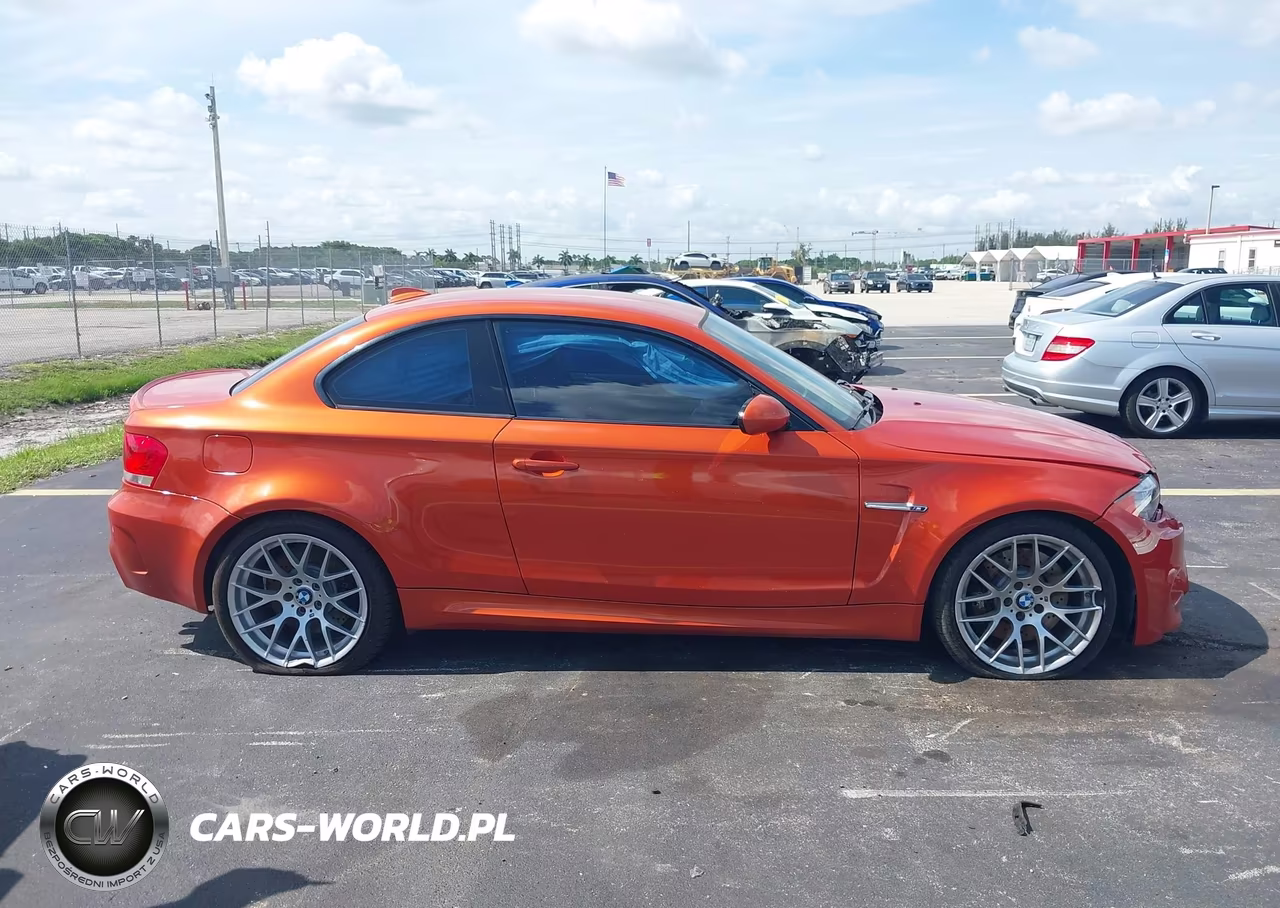 2011 BMW 1 Series M VIN:WBSUR9C59BVP76337 - 13
