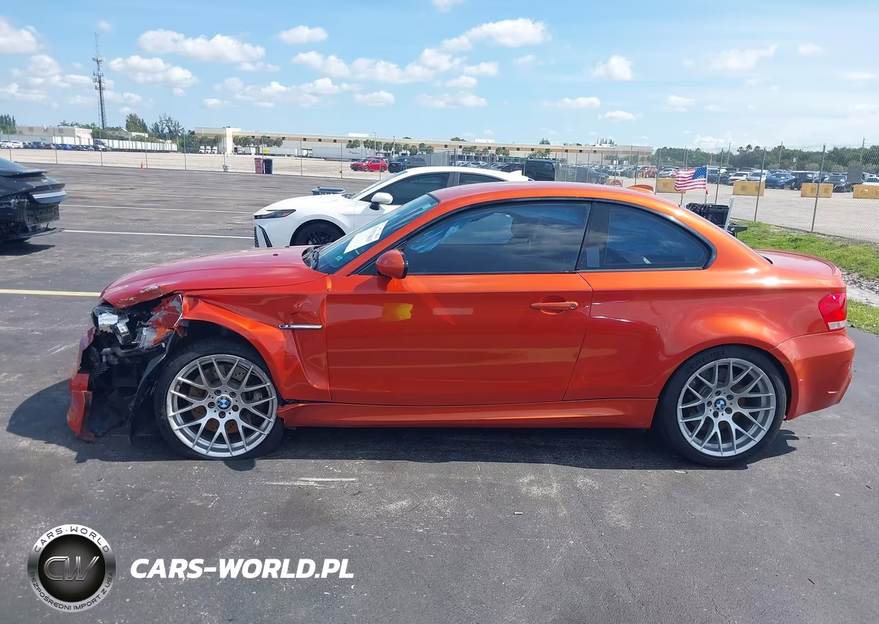 2011 BMW 1 Series M VIN:WBSUR9C59BVP76337 - 14