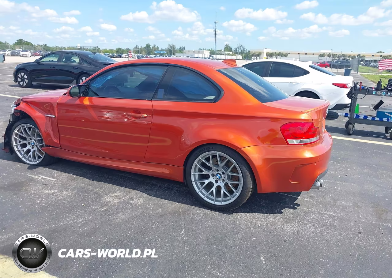 2011 BMW 1 Series M VIN:WBSUR9C59BVP76337 - 3
