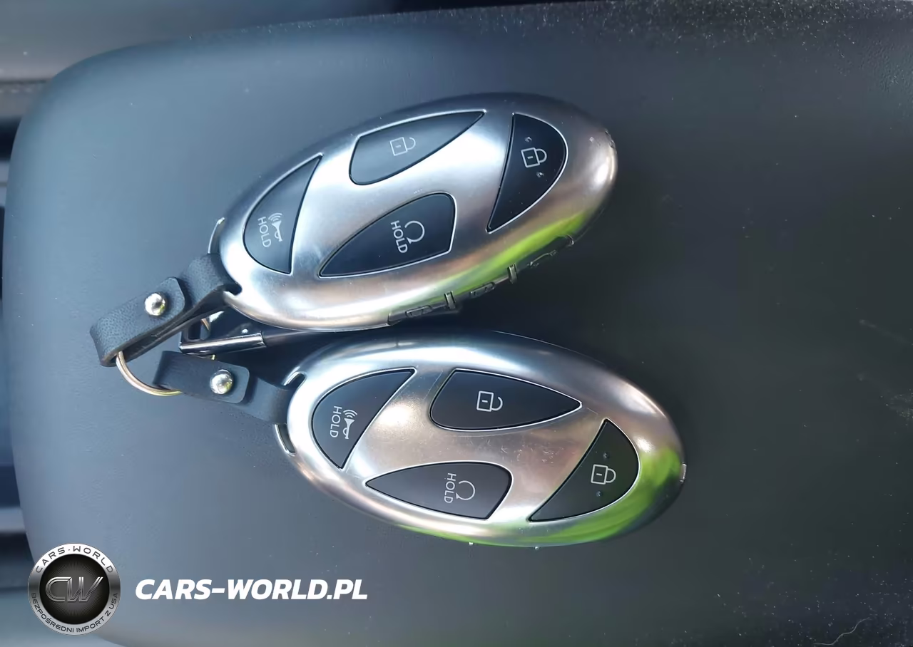 2025 Hyundai Kona Limited VIN:KM8HE3A33SU202160 - 11