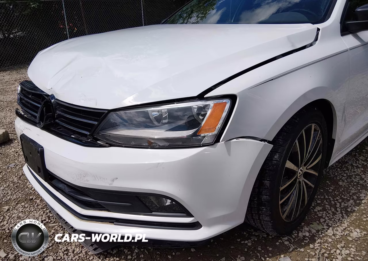 2016 Volkswagen Jetta 1.8T Sport VIN:3VWD17AJ1GM240855 - 17