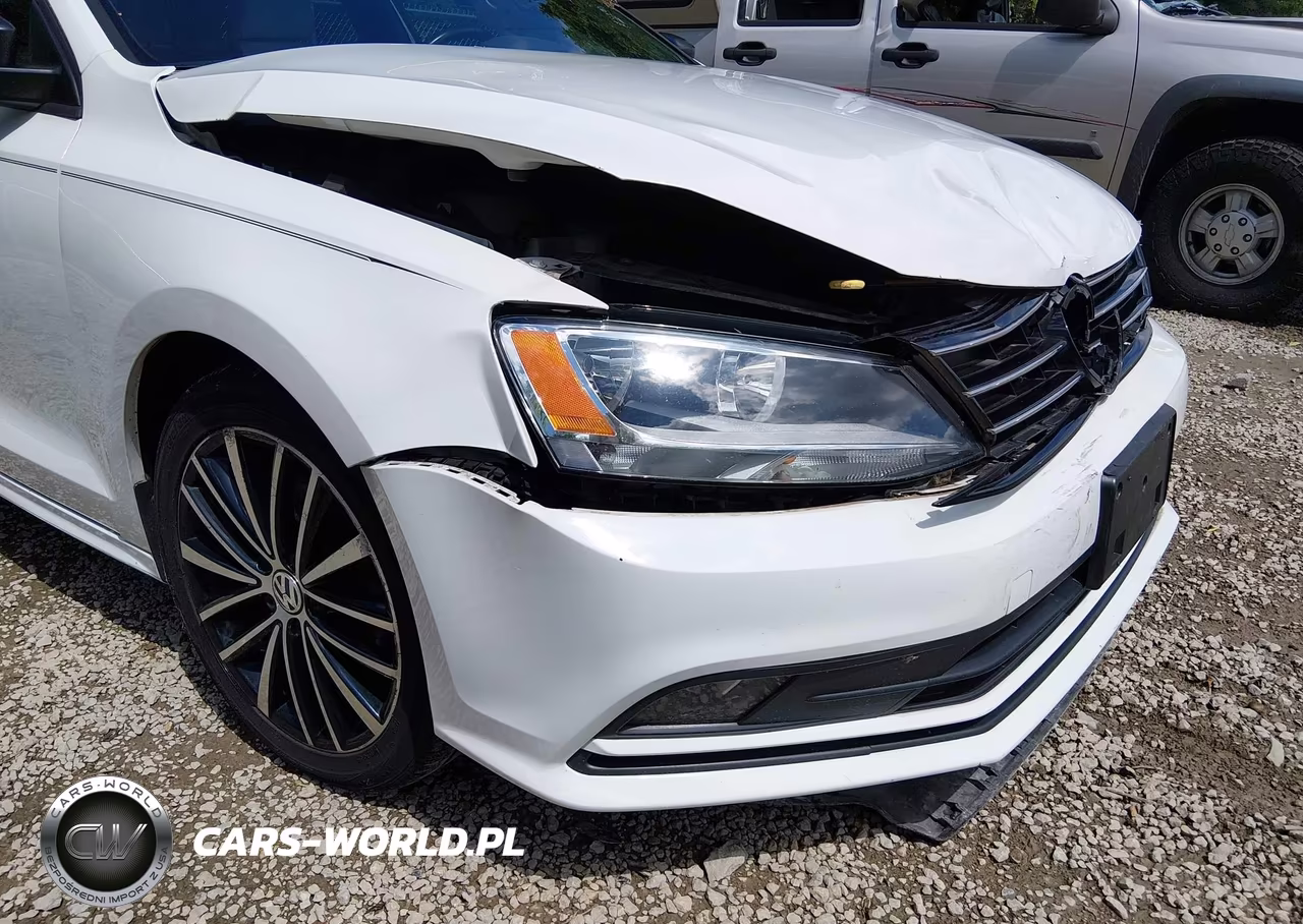 2016 Volkswagen Jetta 1.8T Sport VIN:3VWD17AJ1GM240855 - 6