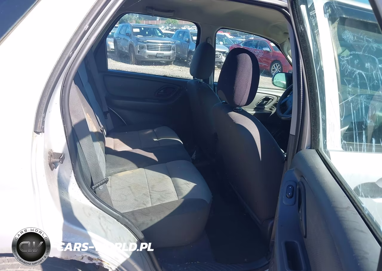 2007 Ford Escape Xls-Xls Manual VIN:1FMYU02Z47KB59004 - 8