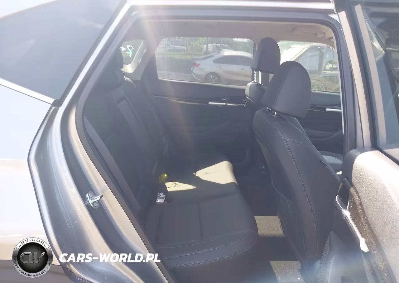 2026 Kia Seltos Sx VIN:KNDETCA79T7875423 - 8