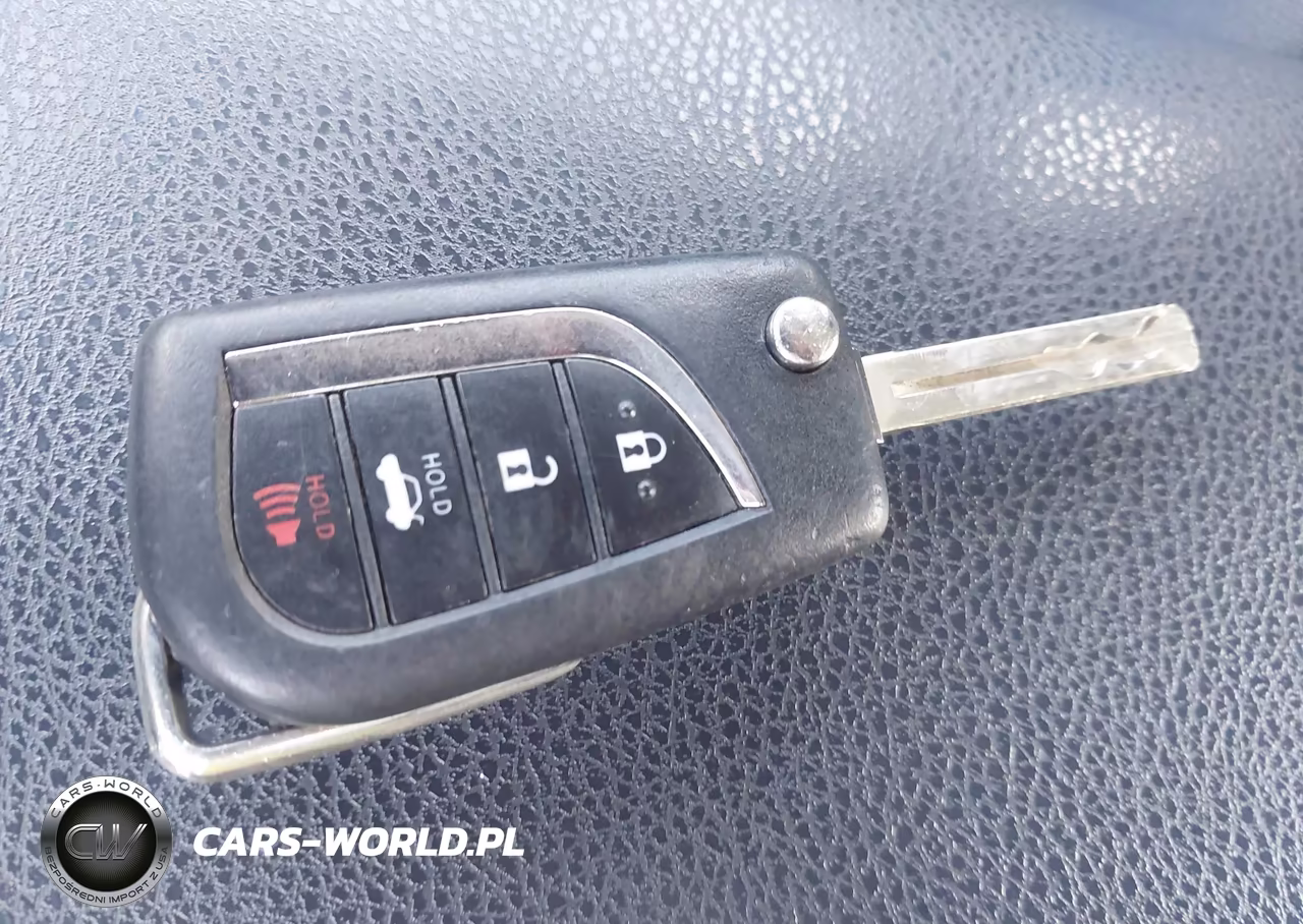 2018 Toyota Camry Le VIN:4T1B11HK5JU507533 - 11