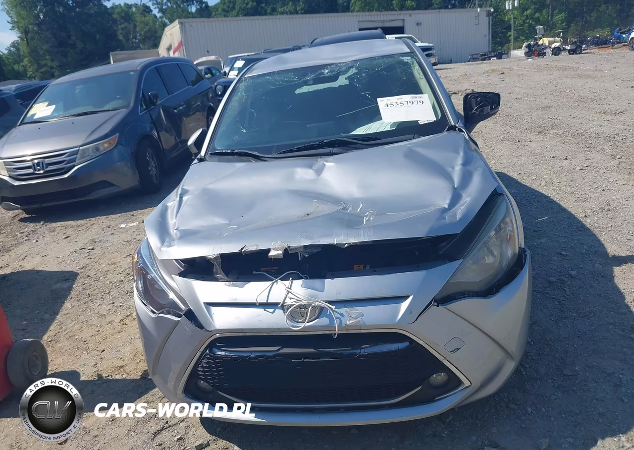 2019 Toyota Yaris Le VIN:3MYDLBYV5KY504557 - 12