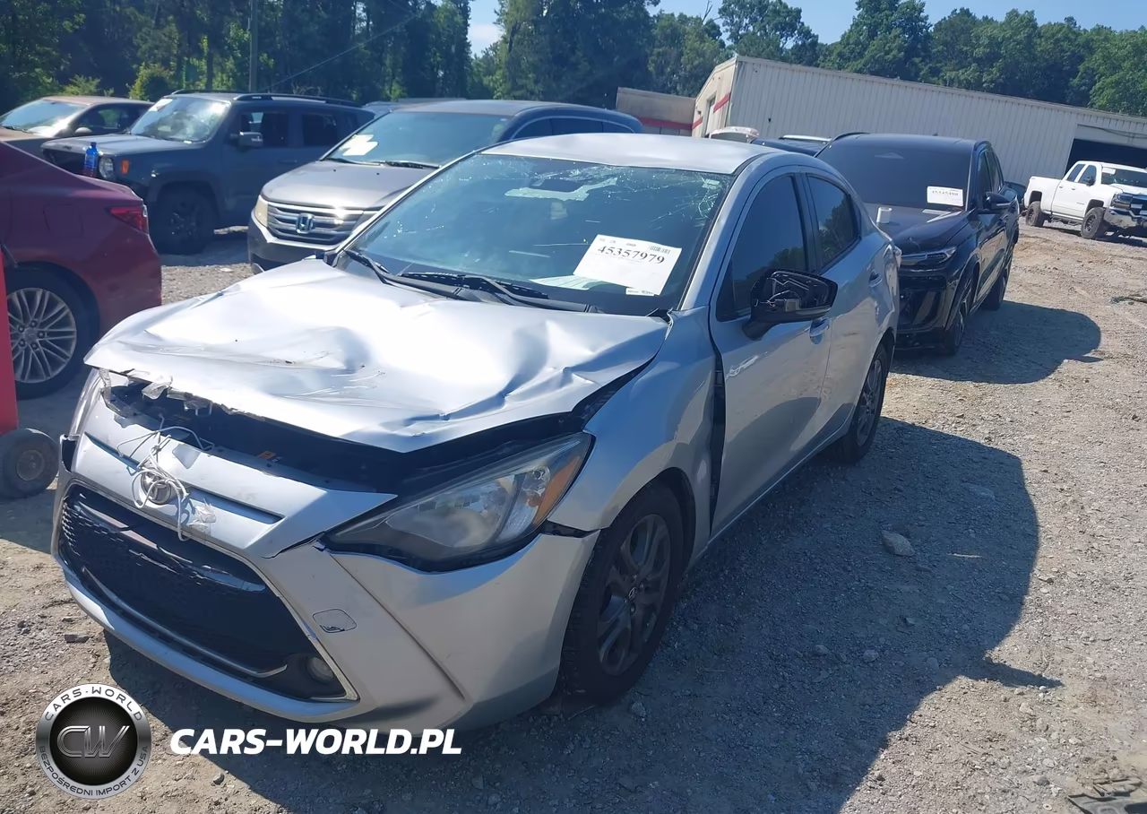 2019 Toyota Yaris Le VIN:3MYDLBYV5KY504557 - 2