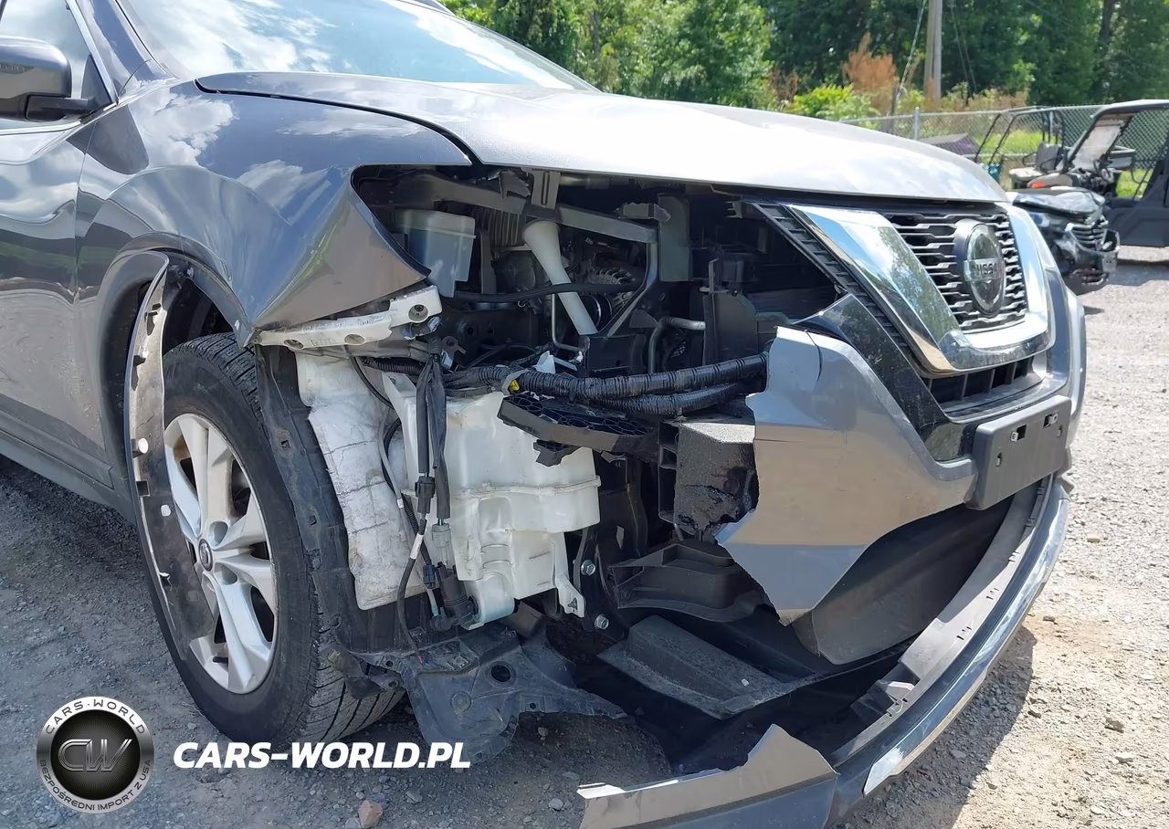 2018 Nissan Rogue S VIN:5N1AT2MV2JC850169 - 17