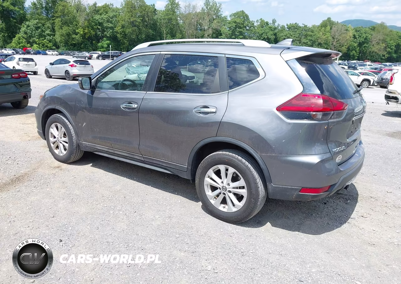 2018 Nissan Rogue S VIN:5N1AT2MV2JC850169 - 3