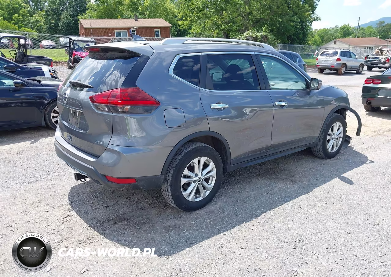 2018 Nissan Rogue S VIN:5N1AT2MV2JC850169 - 4