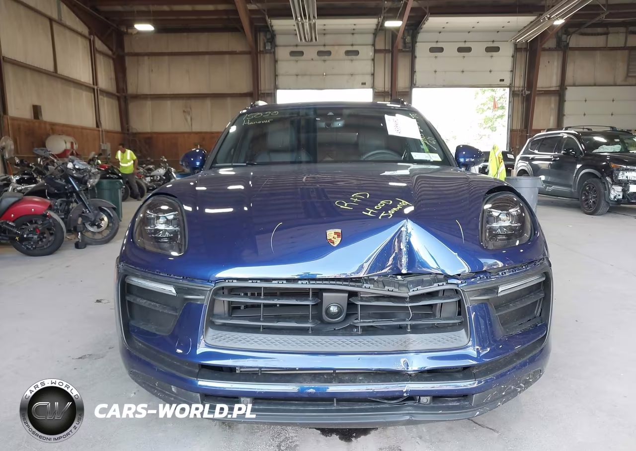 2026 Porsche Macan T VIN:WP1AA2A54TLB07190 - 12