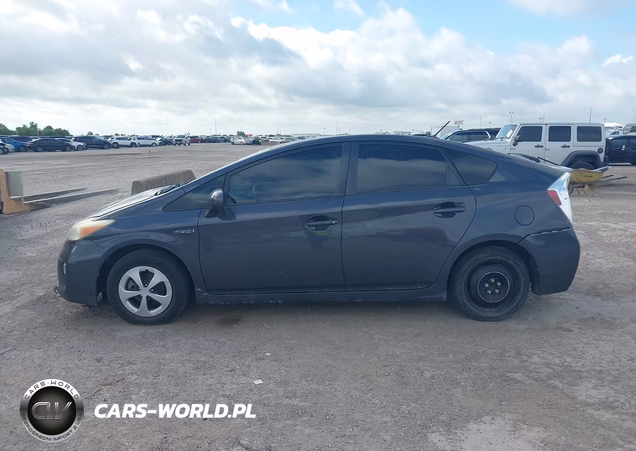 2012 Toyota Prius Four VIN:JTDKN3DU7C1481338 - 14