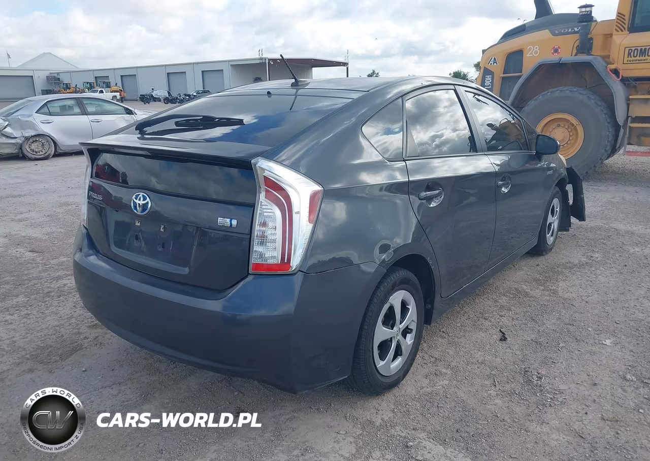 2012 Toyota Prius Four VIN:JTDKN3DU7C1481338 - 4