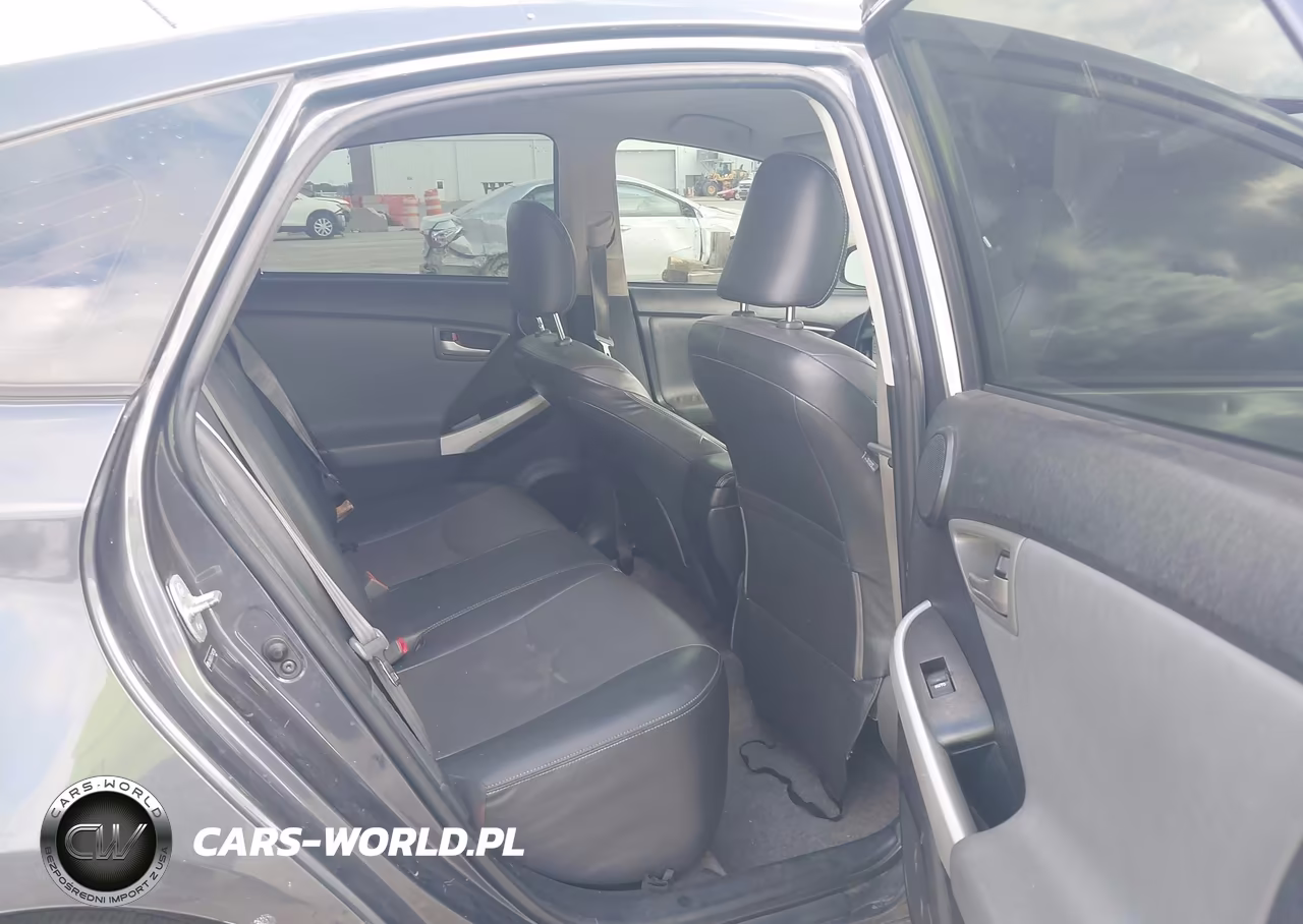 2012 Toyota Prius Four VIN:JTDKN3DU7C1481338 - 8