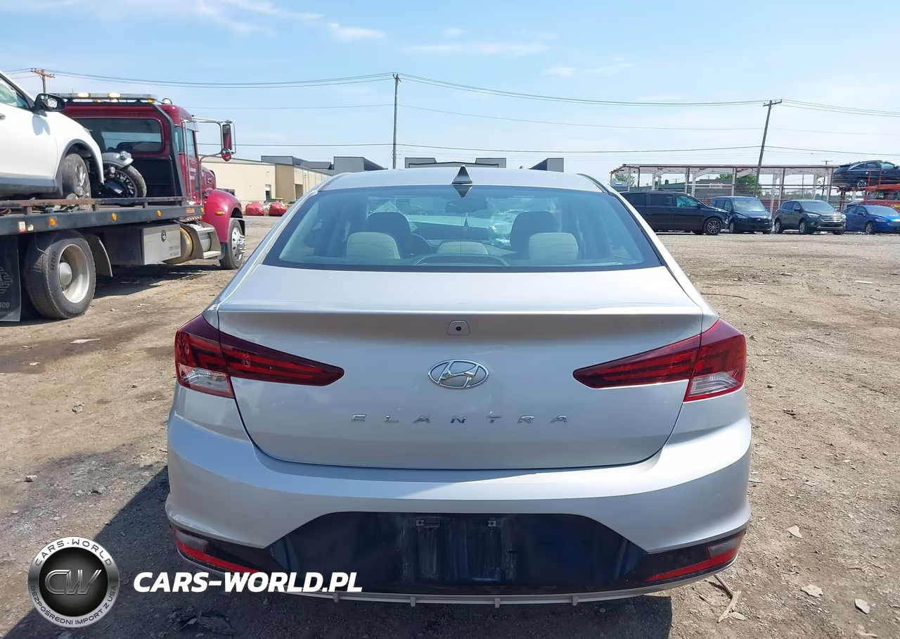 2020 Hyundai Elantra Value Edition VIN:5NPD84LF0LH572436 - 16