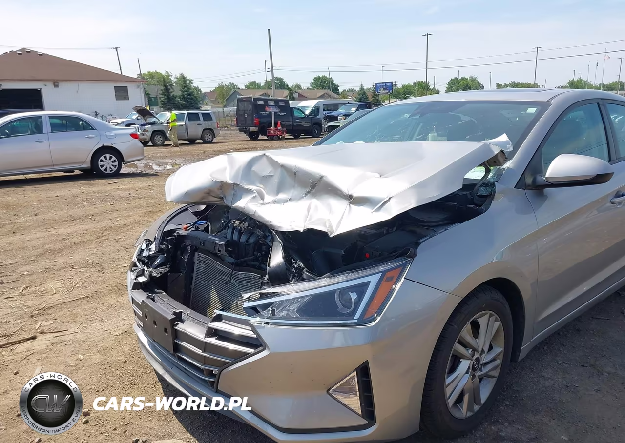2020 Hyundai Elantra Value Edition VIN:5NPD84LF0LH572436 - 6