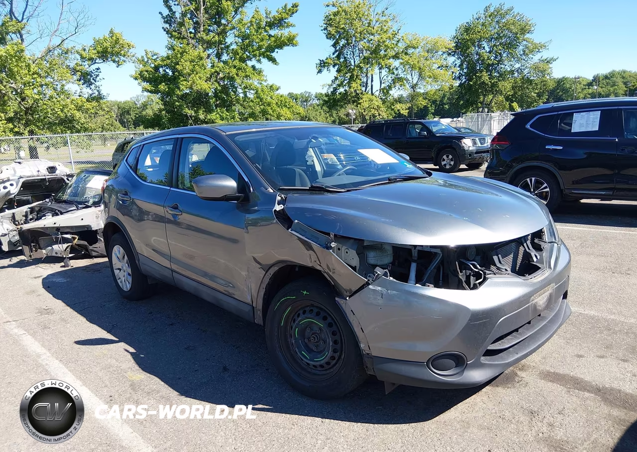 2018 Nissan Rogue Sport S VIN:JN1BJ1CR0JW202330 - 1
