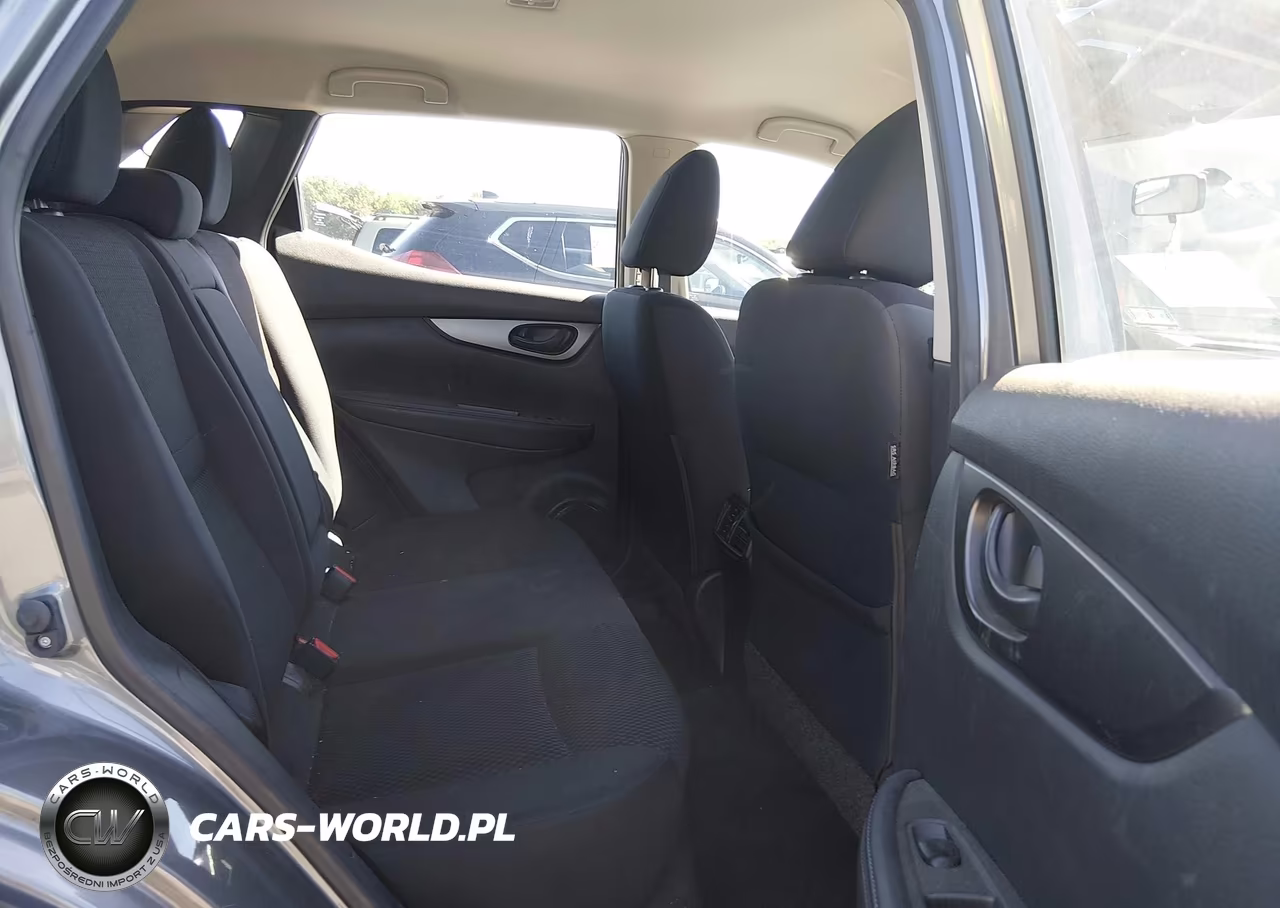 2018 Nissan Rogue Sport S VIN:JN1BJ1CR0JW202330 - 8