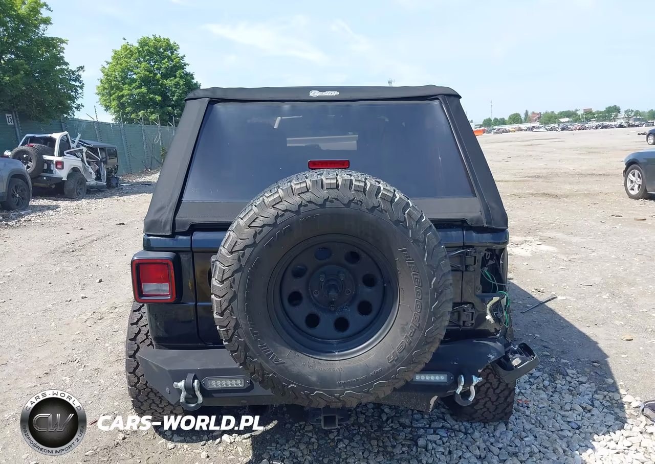 2019 Jeep Wrangler Unlimited Sport S 4X4 VIN:1C4HJXDG5KW648451 - 16