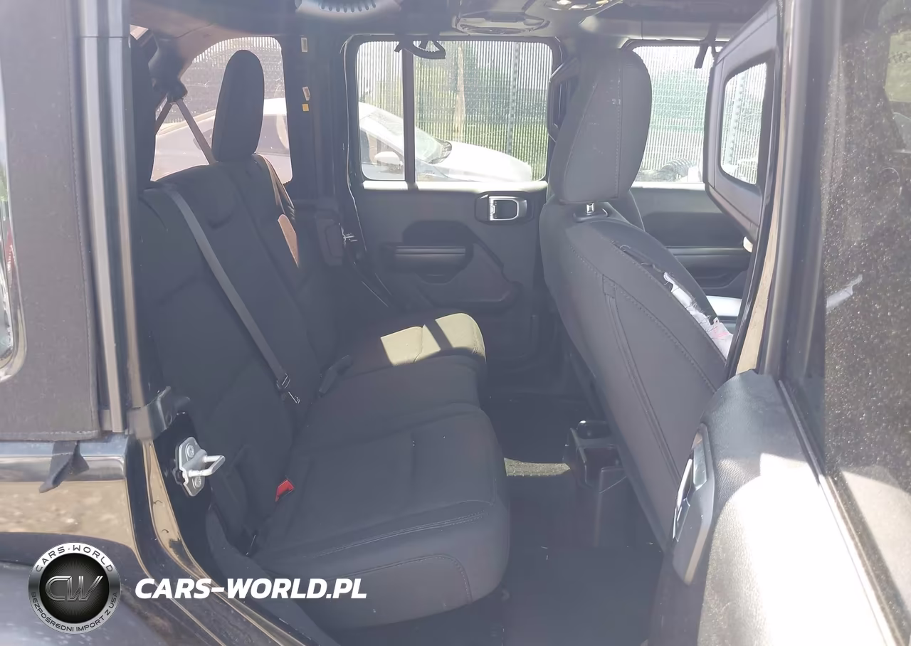 2019 Jeep Wrangler Unlimited Sport S 4X4 VIN:1C4HJXDG5KW648451 - 8