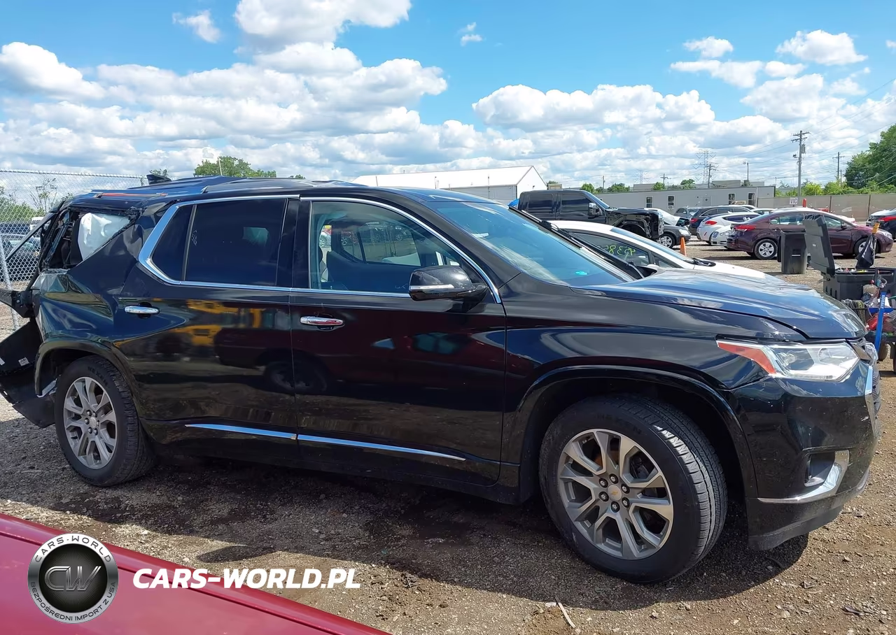 2018 Chevrolet Traverse Premier VIN:1GNEVJKW4JJ235437 - 13