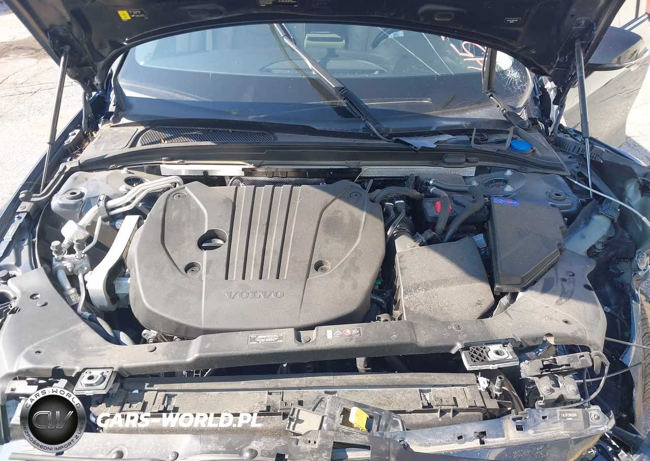 2022 Volvo S60 B5 Momentum VIN:7JRL12FZ3NG153824 - 10