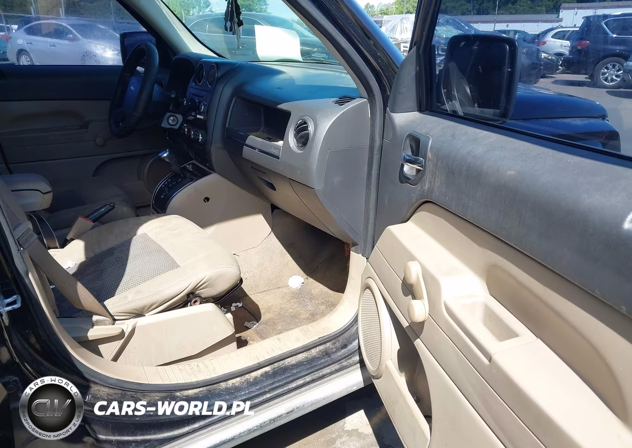 2010 Jeep Patriot Sport VIN:1J4NT1GB1AD640927 - 5