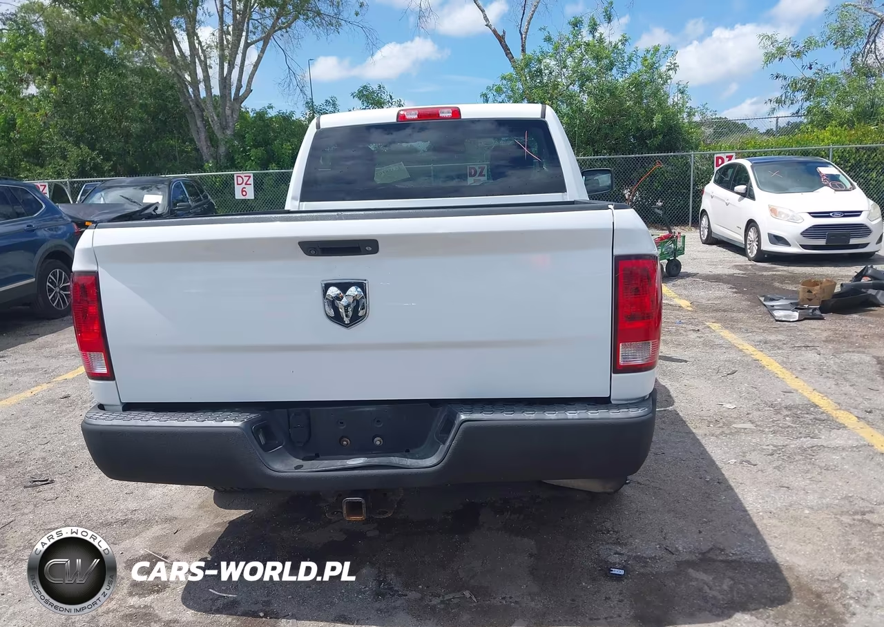 2020 Ram 1500 Classic Tradesman 4X2 6'4 Box VIN:3C6JR6AG8LG290049 - 17