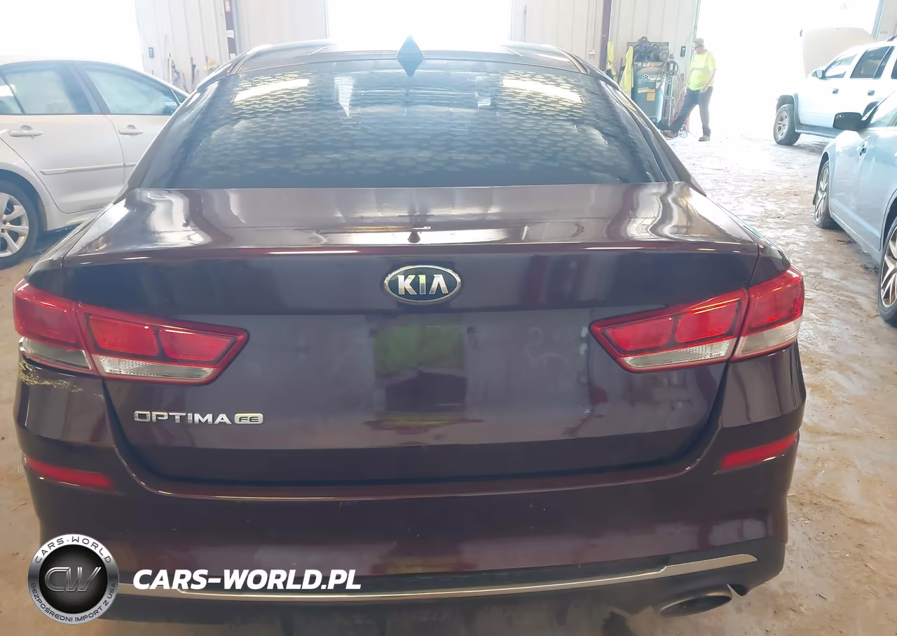 2019 Kia Optima Lx VIN:5XXGT4L32KG344210 - 16