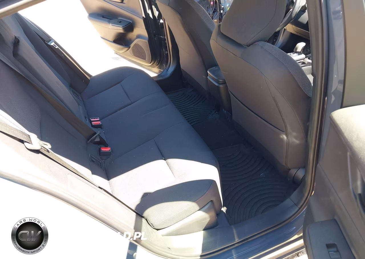 2024 Toyota Prius Prime Se VIN:JTDACACU3R3012610 - 8