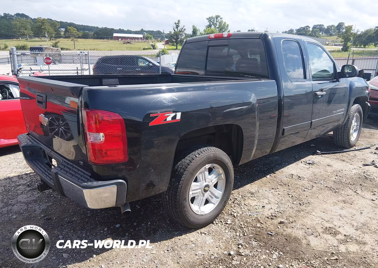 2011 Chevrolet Silverado 1500 Lt VIN:1GCRCSE02BZ442263 - 4