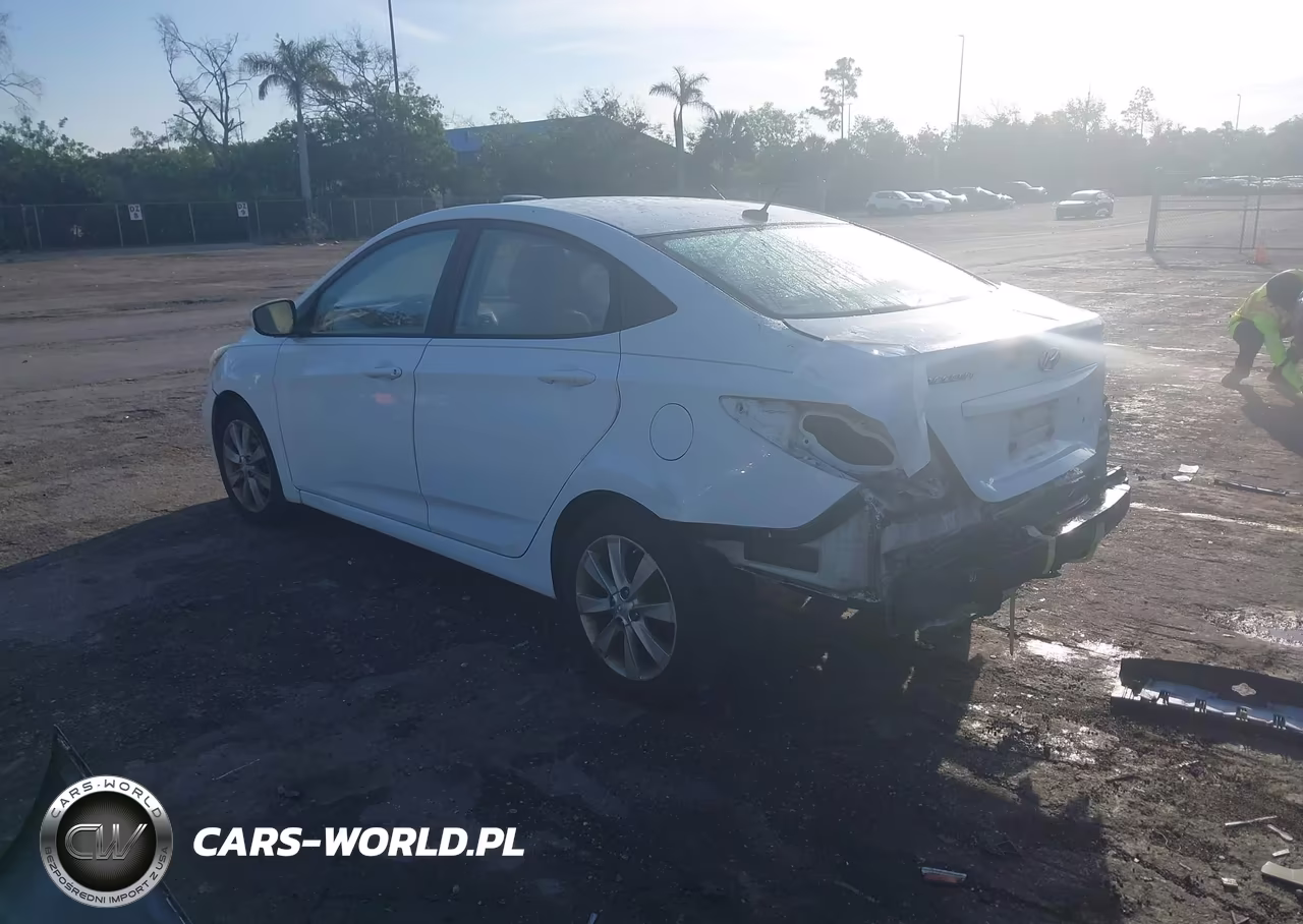 2012 Hyundai Accent Gls VIN:KMHCU4AE5CU262396 - 3