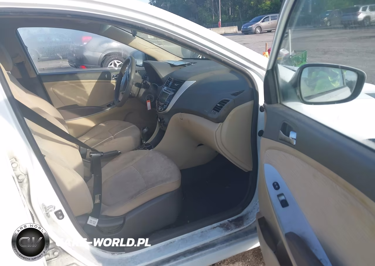 2012 Hyundai Accent Gls VIN:KMHCU4AE5CU262396 - 5