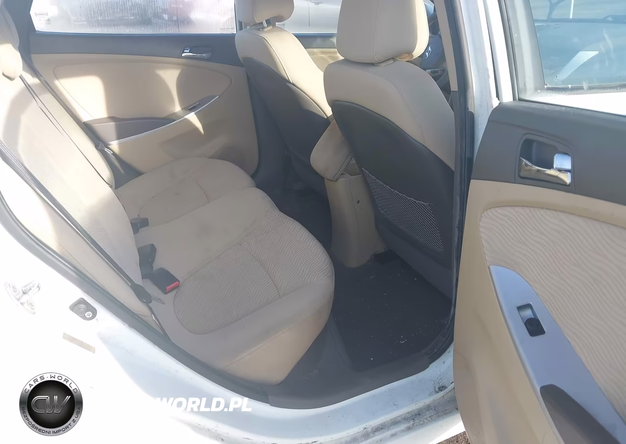 2012 Hyundai Accent Gls VIN:KMHCU4AE5CU262396 - 8
