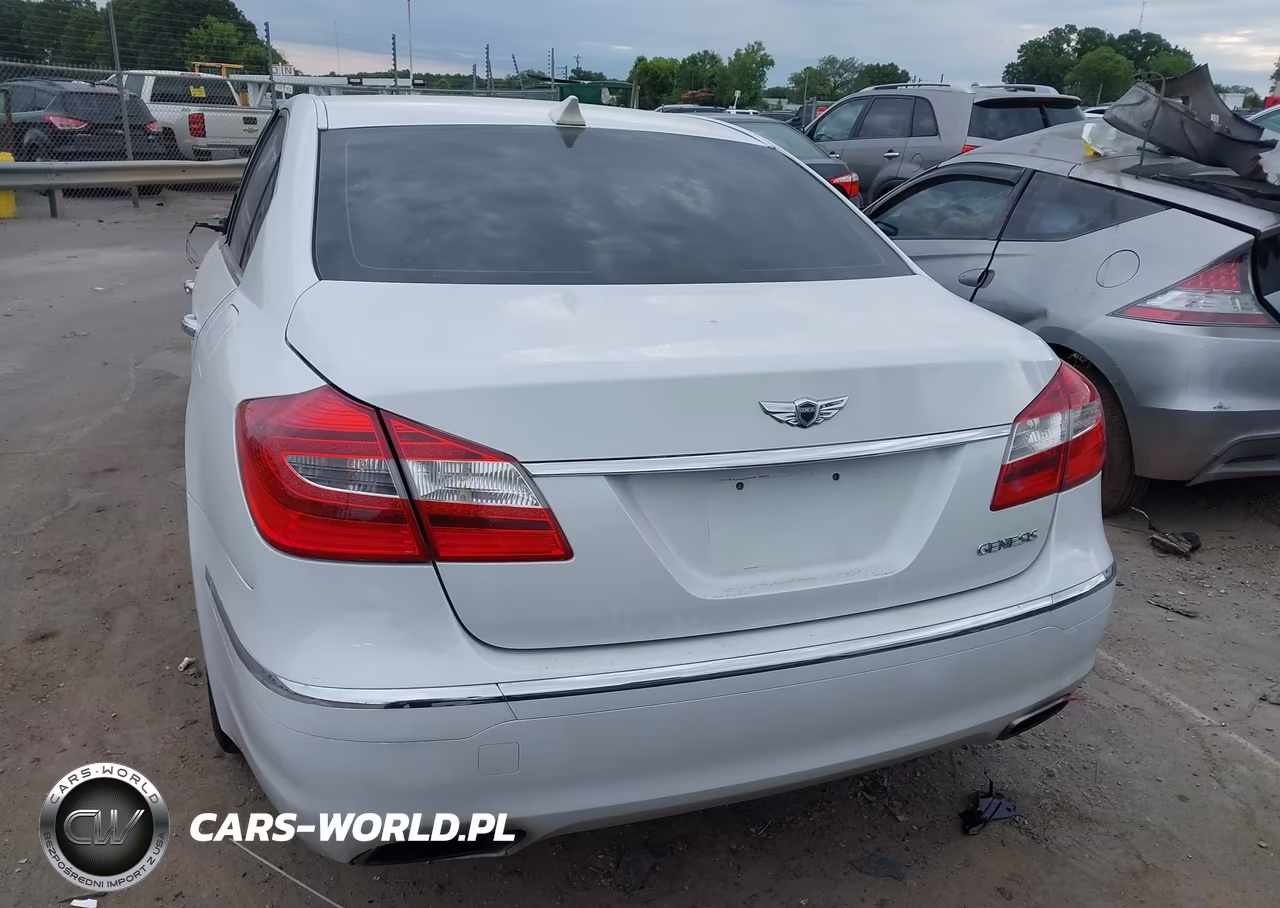 HYUNDAI GENESIS VIN:KMHGC4DD7EU259381 - 16