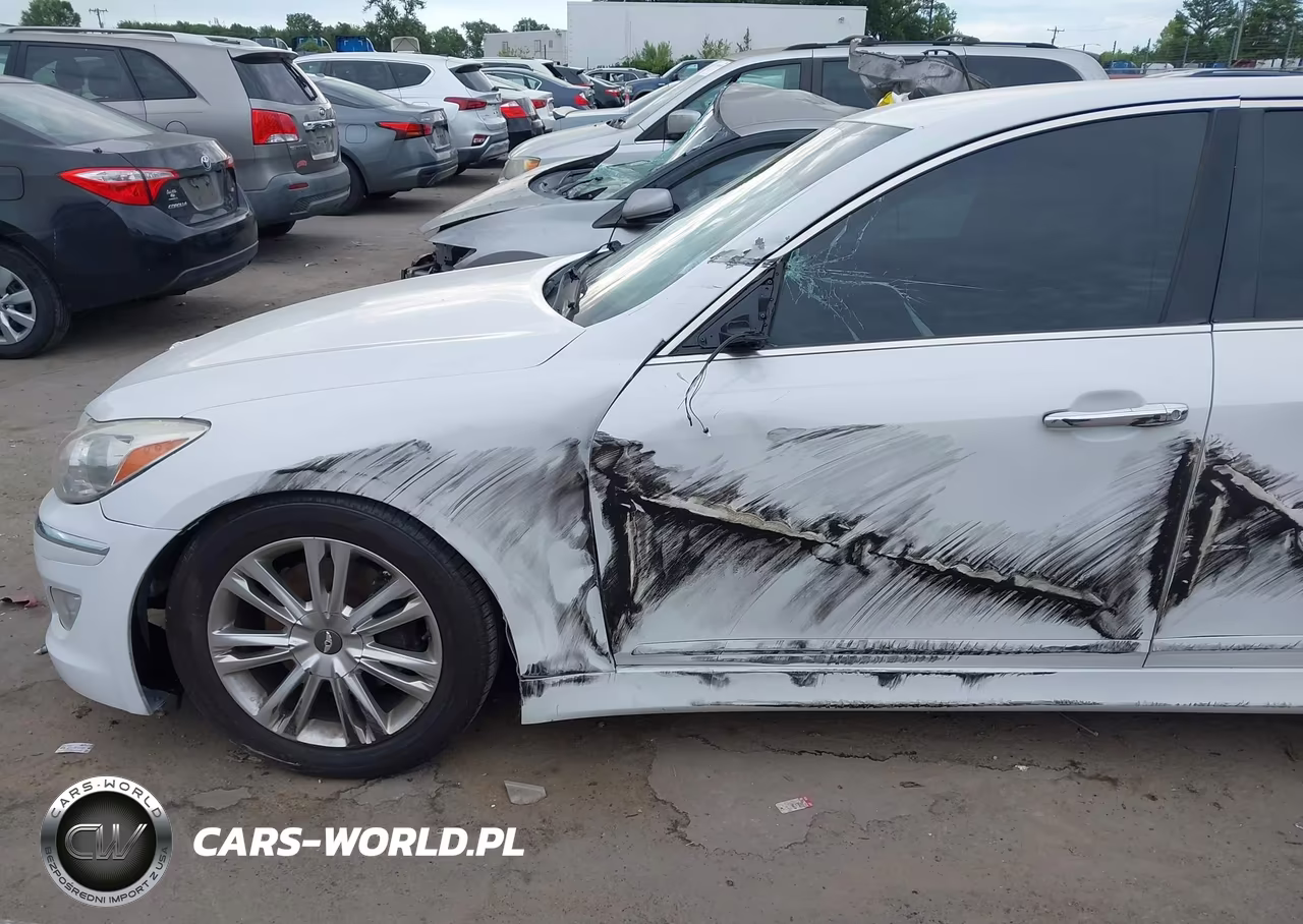 HYUNDAI GENESIS VIN:KMHGC4DD7EU259381 - 6