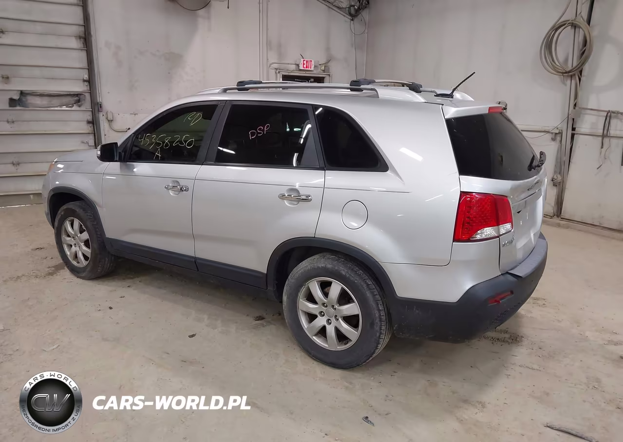 2012 Kia Sorento Lx VIN:5XYKTCA60CG279551 - 3