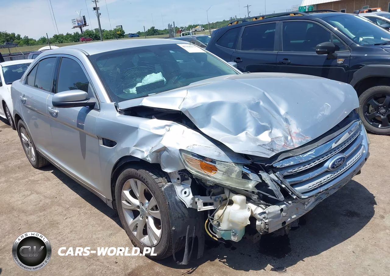 2010 Ford Taurus Sel